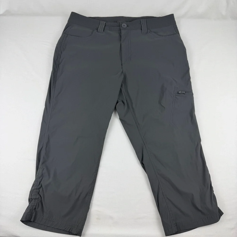 Eddie Bouer Women's Grey Capri Cargo Hiking‎ Pants, Size 10